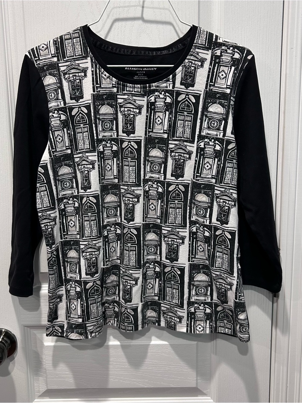 Allison Daley Black & White Architectural Print 3/4 Sleeve Size Small Petite Top